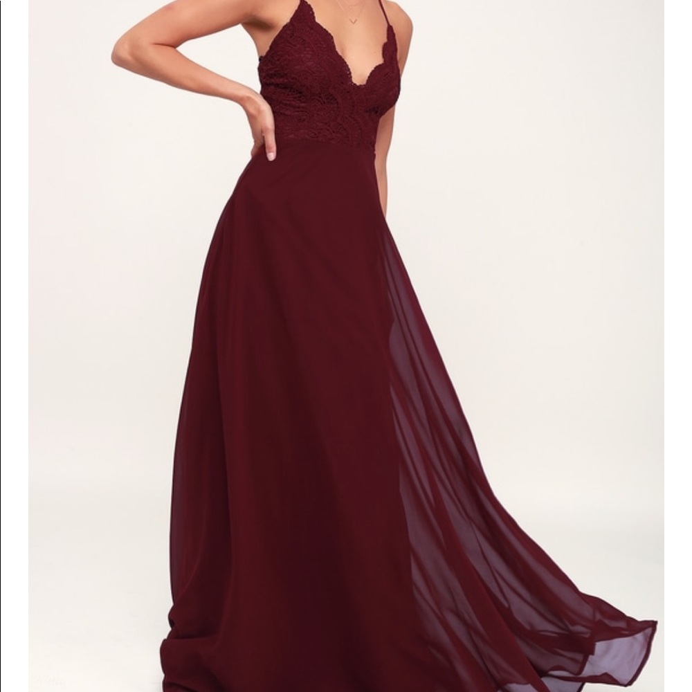 NWT Lulu’s Madelyn Lace Maxi